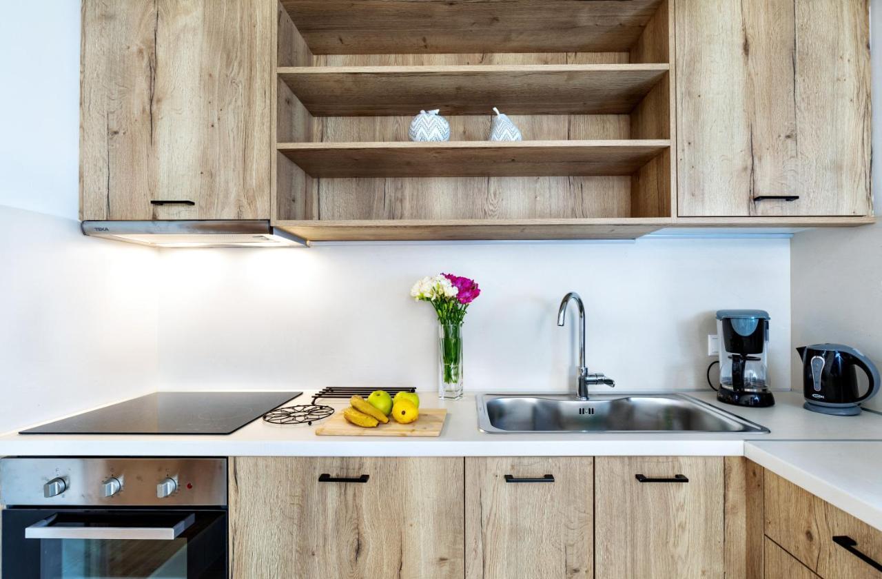 Mirthia Apartments Plakiász Kültér fotó