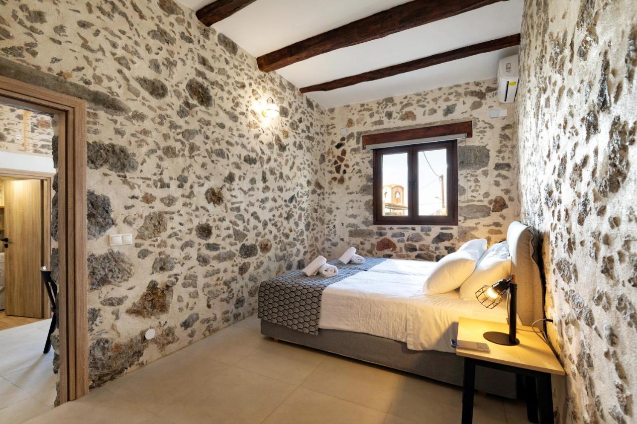Mirthia Apartments Plakiász Kültér fotó